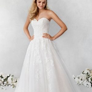 Ella Rosa BE481 Champagne/Ivory 18 Lace Over Lace Ballgown Wedding Dress